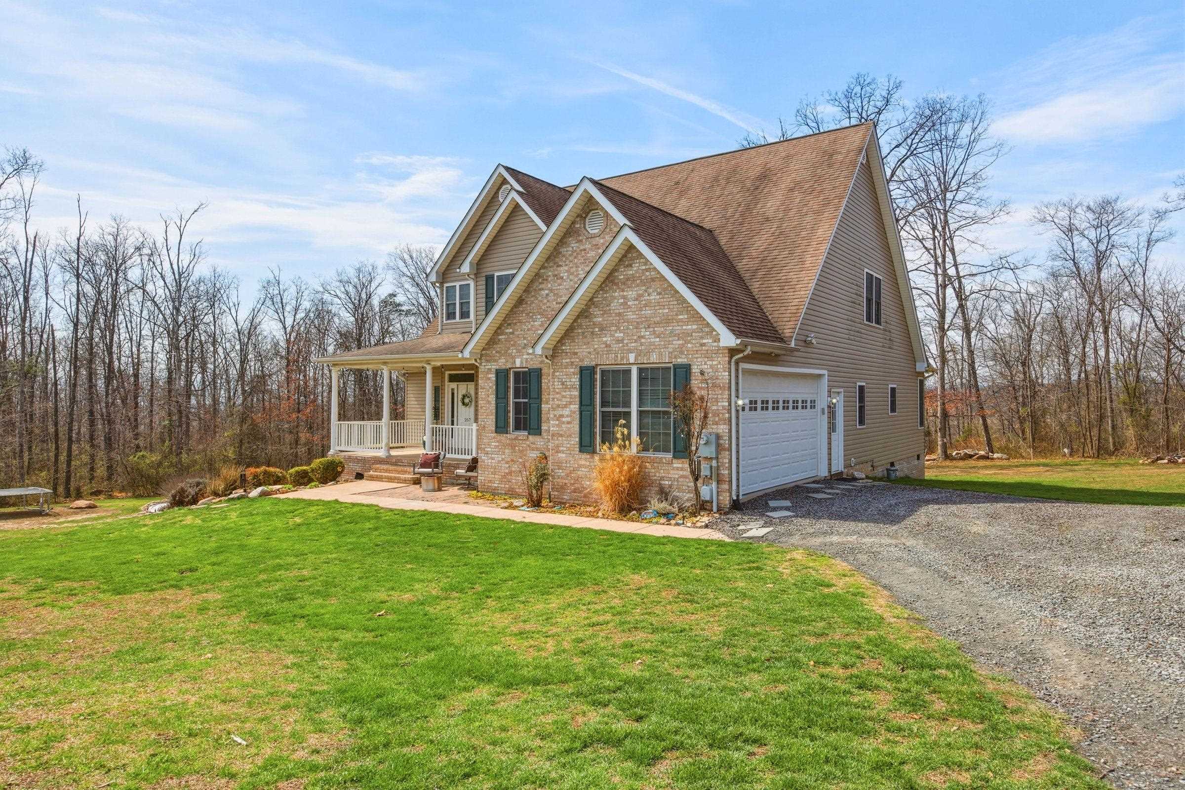 257 HUNTER RD, MAURERTOWN, Virginia 22644, 4 Bedrooms Bedrooms, ,2 BathroomsBathrooms,Residential,257 HUNTER RD,675810 MLS # 675810