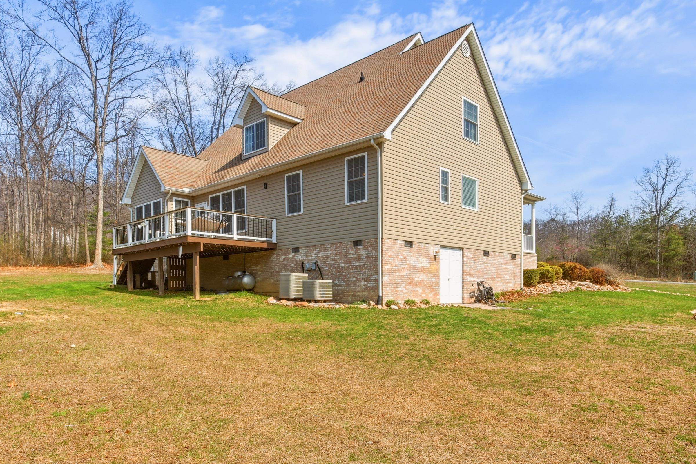 257 HUNTER RD, MAURERTOWN, Virginia 22644, 4 Bedrooms Bedrooms, ,2 BathroomsBathrooms,Residential,257 HUNTER RD,675810 MLS # 675810