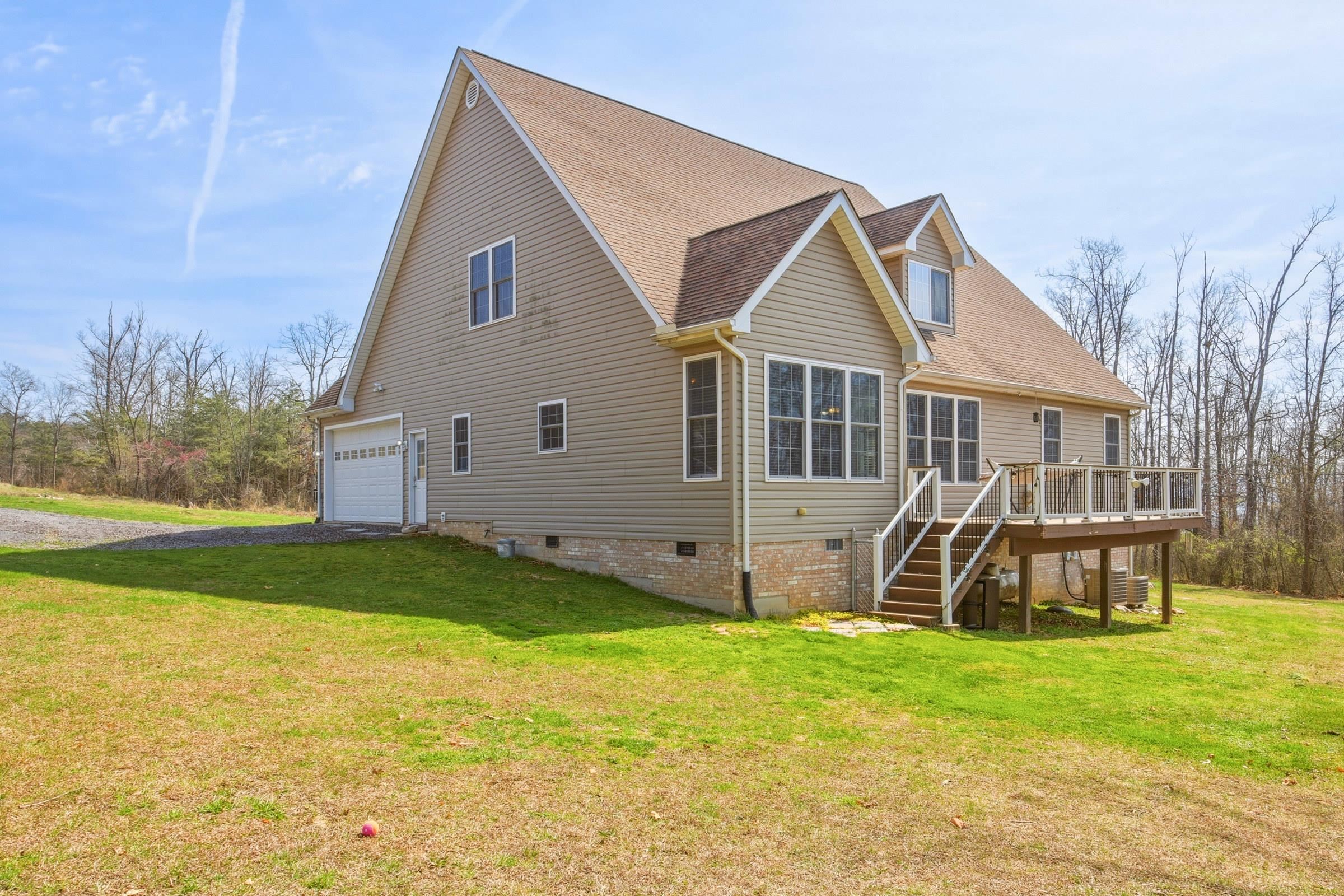 257 HUNTER RD, MAURERTOWN, Virginia 22644, 4 Bedrooms Bedrooms, ,2 BathroomsBathrooms,Residential,257 HUNTER RD,675810 MLS # 675810