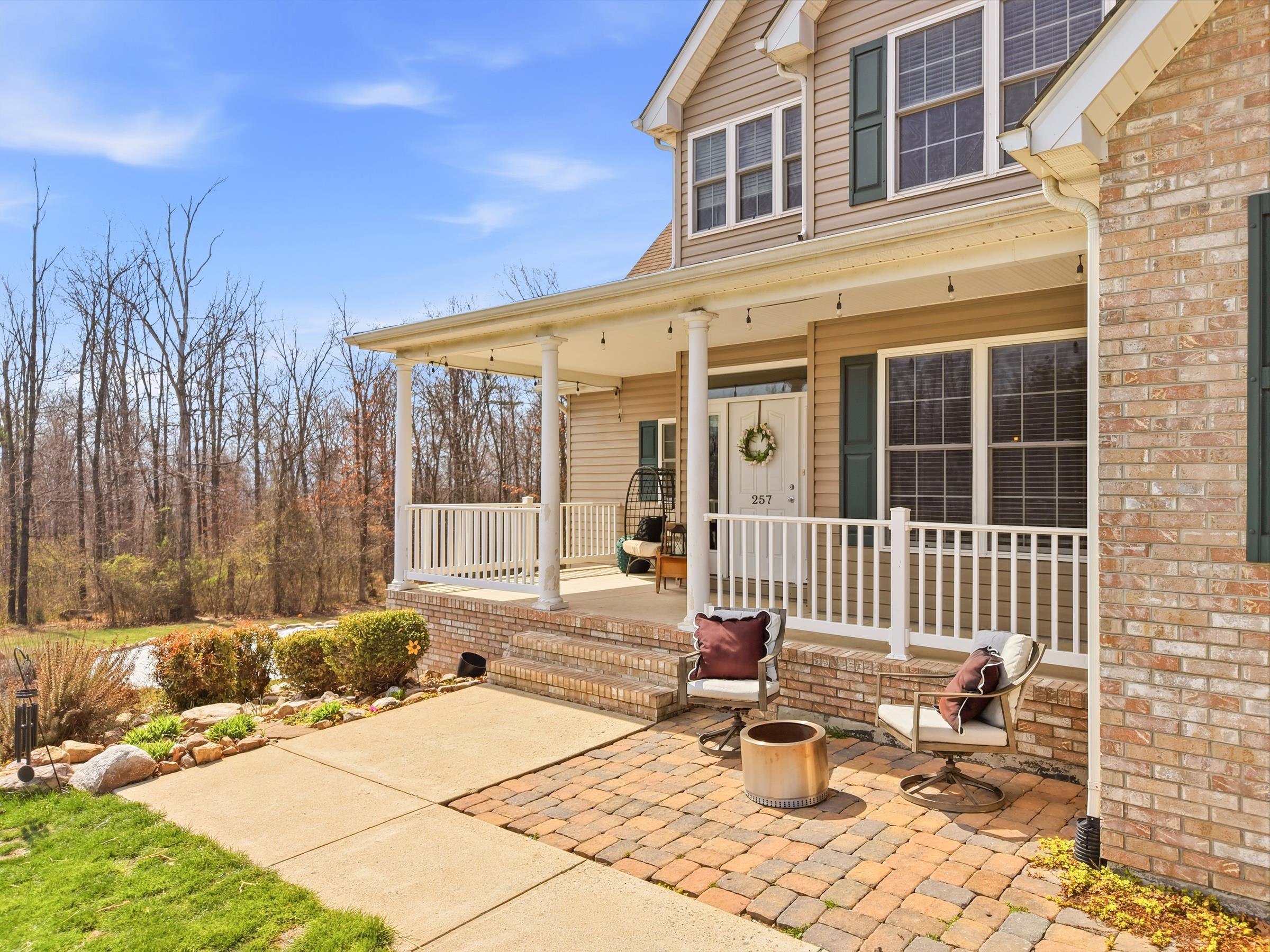 257 HUNTER RD, MAURERTOWN, Virginia 22644, 4 Bedrooms Bedrooms, ,2 BathroomsBathrooms,Residential,257 HUNTER RD,675810 MLS # 675810