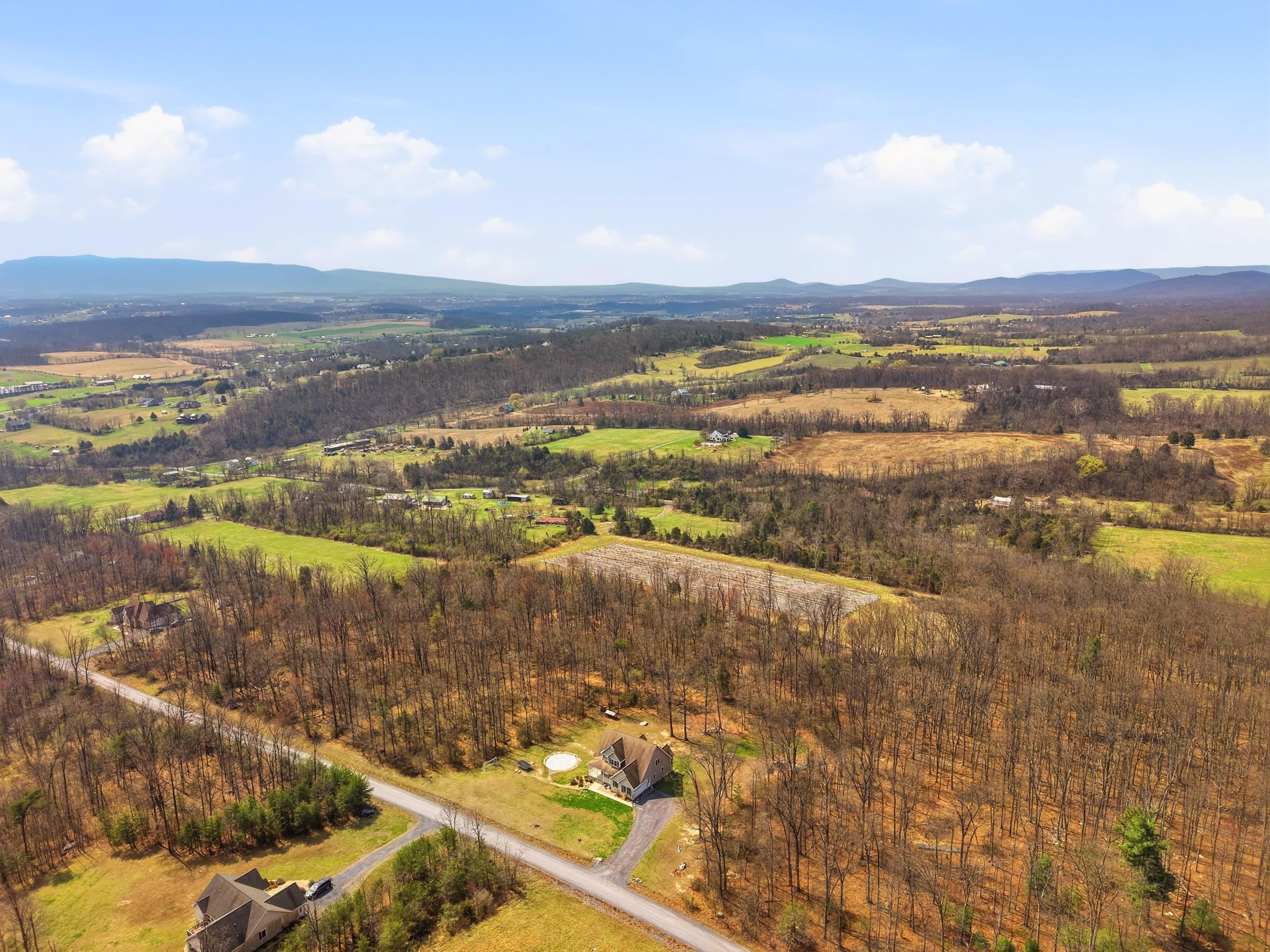 257 HUNTER RD, MAURERTOWN, Virginia 22644, 4 Bedrooms Bedrooms, ,2 BathroomsBathrooms,Residential,257 HUNTER RD,675810 MLS # 675810