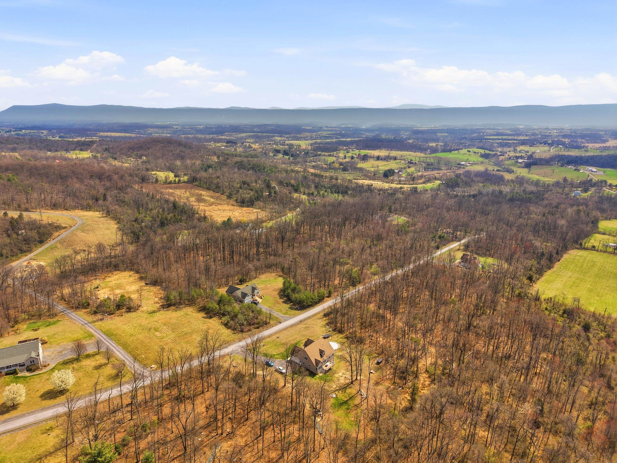 257 HUNTER RD, MAURERTOWN, Virginia 22644, 4 Bedrooms Bedrooms, ,2 BathroomsBathrooms,Residential,257 HUNTER RD,675810 MLS # 675810