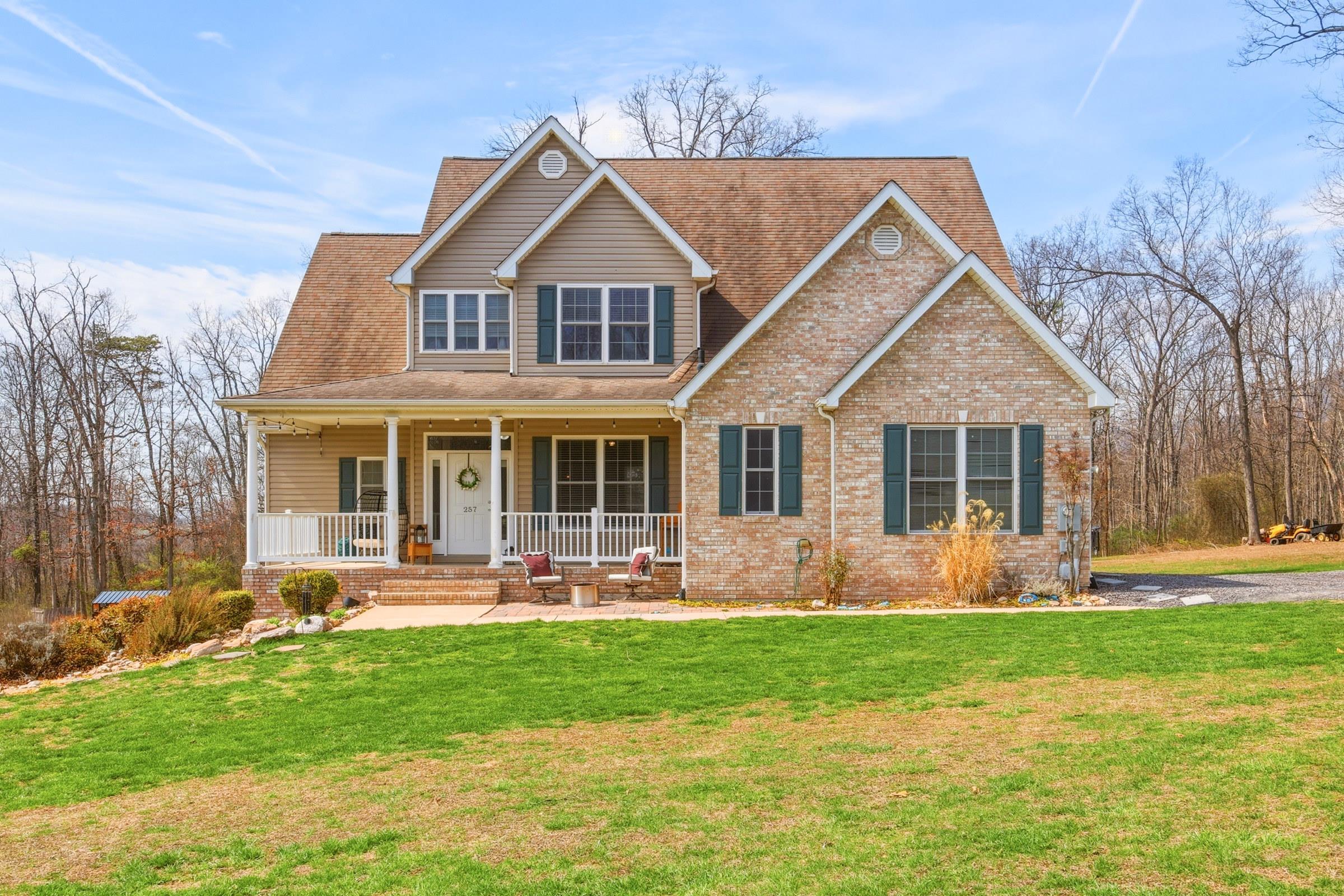 257 HUNTER RD, MAURERTOWN, Virginia 22644, 4 Bedrooms Bedrooms, ,2 BathroomsBathrooms,Residential,257 HUNTER RD,675810 MLS # 675810