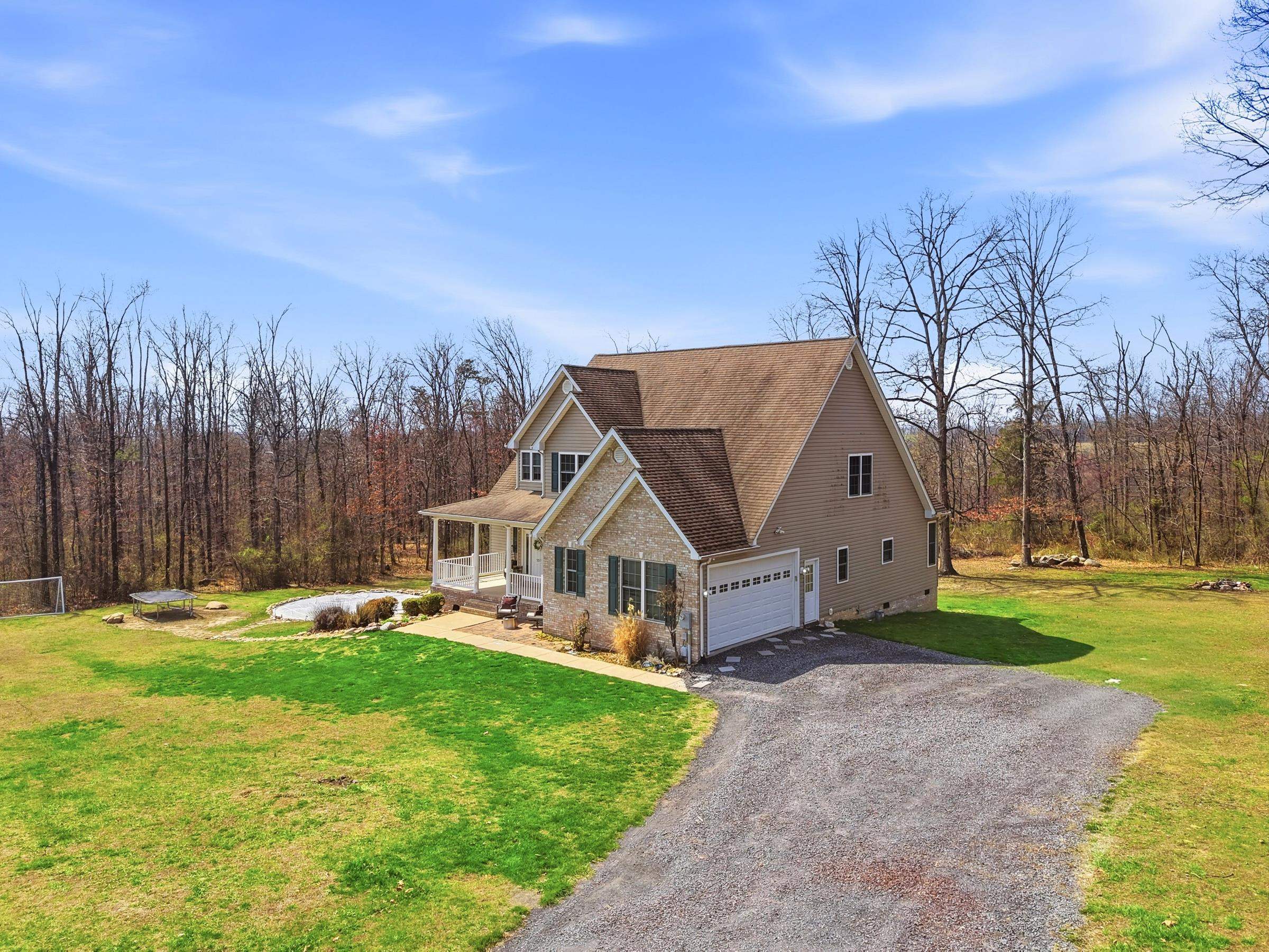 257 HUNTER RD, MAURERTOWN, Virginia 22644, 4 Bedrooms Bedrooms, ,2 BathroomsBathrooms,Residential,257 HUNTER RD,675810 MLS # 675810