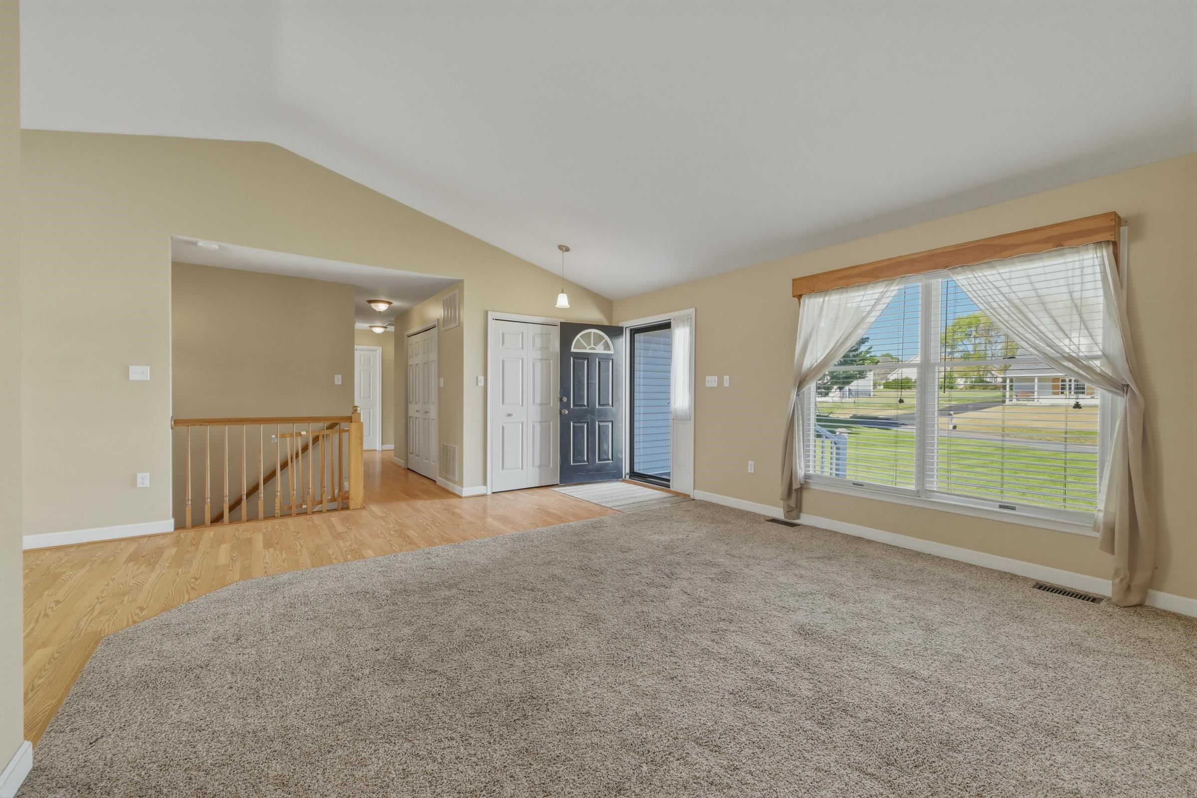 515 HOLLINGSWORTH RD, WOODSTOCK, Virginia 22664, 3 Bedrooms Bedrooms, ,2 BathroomsBathrooms,Residential,515 HOLLINGSWORTH RD,675812 MLS # 675812