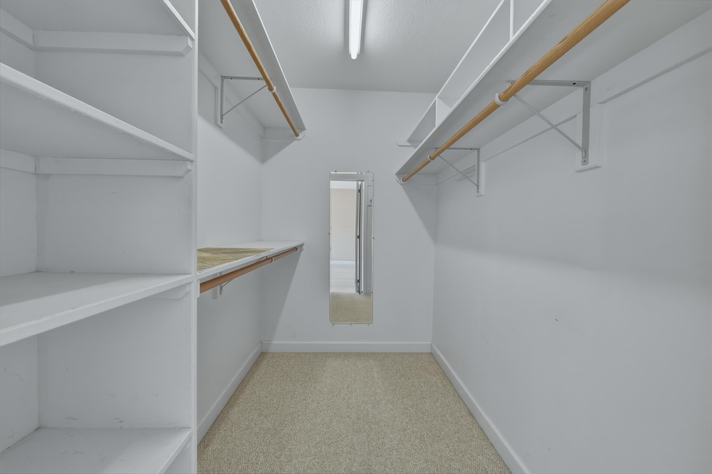 515 HOLLINGSWORTH RD, WOODSTOCK, Virginia 22664, 3 Bedrooms Bedrooms, ,2 BathroomsBathrooms,Residential,515 HOLLINGSWORTH RD,675812 MLS # 675812