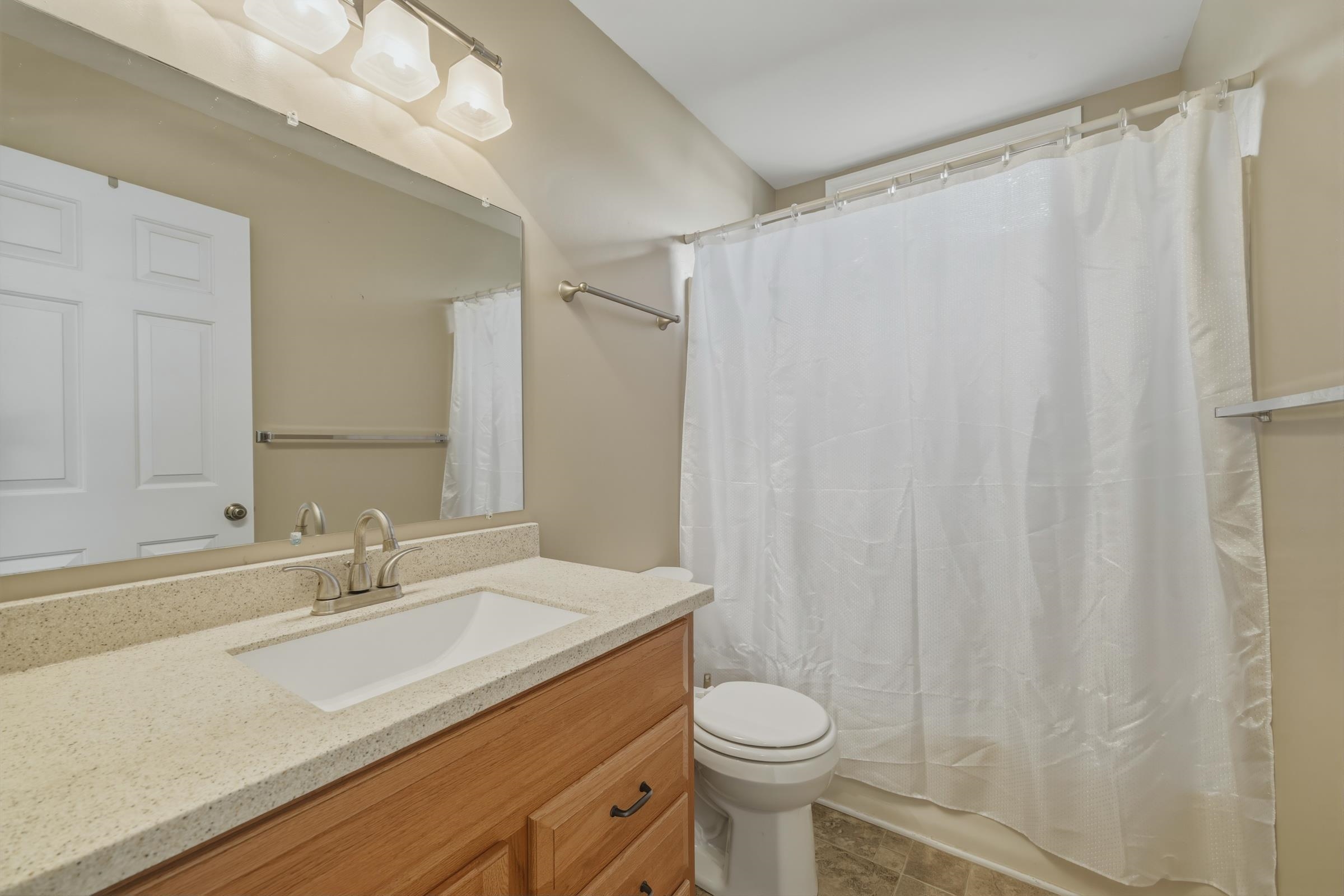 515 HOLLINGSWORTH RD, WOODSTOCK, Virginia 22664, 3 Bedrooms Bedrooms, ,2 BathroomsBathrooms,Residential,515 HOLLINGSWORTH RD,675812 MLS # 675812