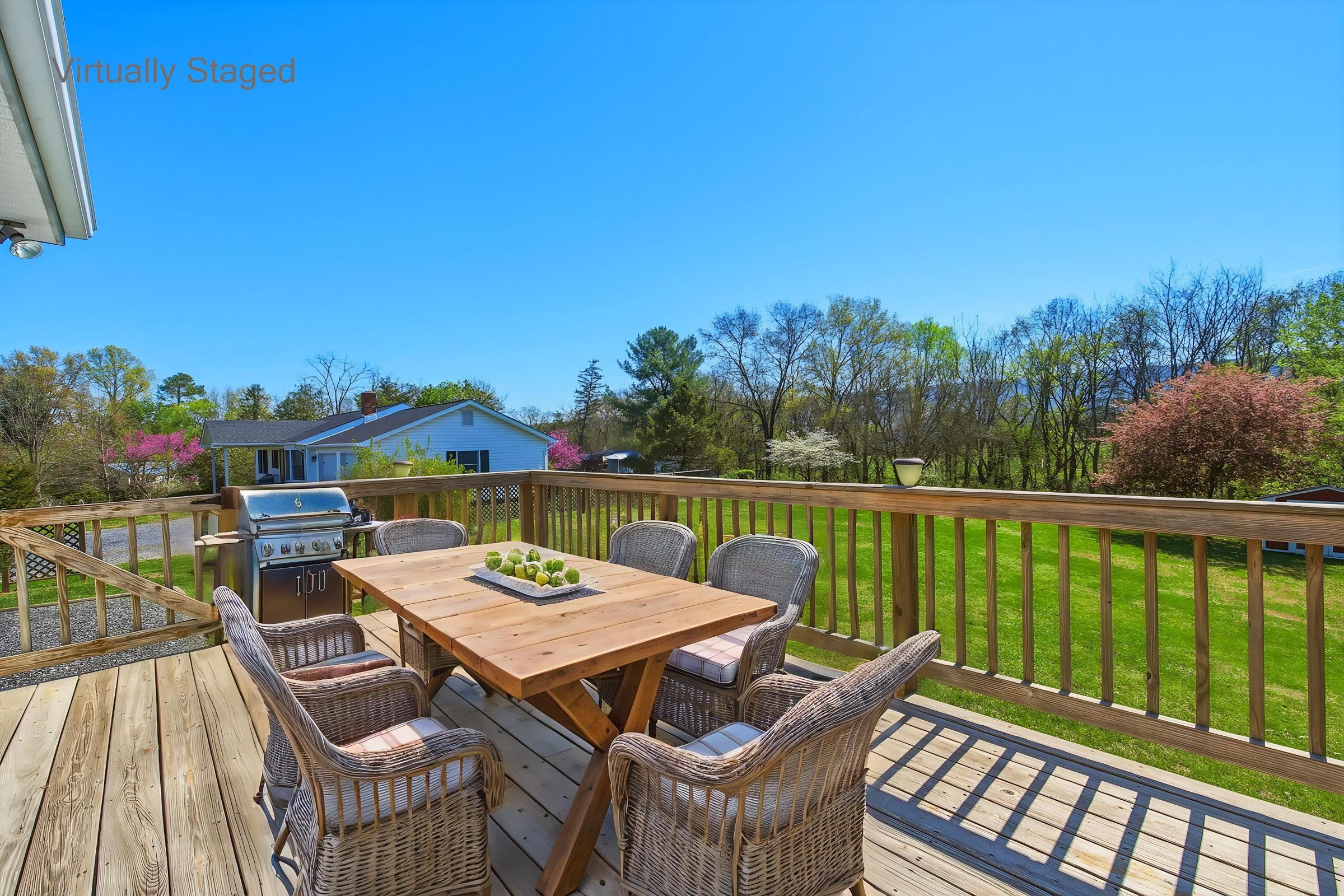 515 HOLLINGSWORTH RD, WOODSTOCK, Virginia 22664, 3 Bedrooms Bedrooms, ,2 BathroomsBathrooms,Residential,515 HOLLINGSWORTH RD,675812 MLS # 675812