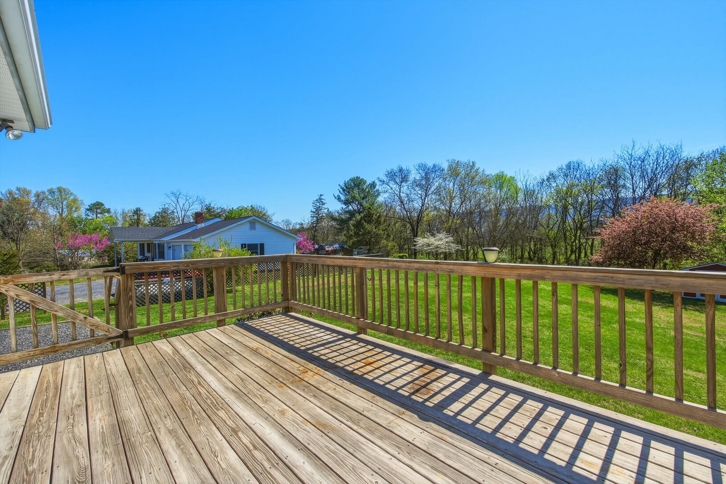 515 HOLLINGSWORTH RD, WOODSTOCK, Virginia 22664, 3 Bedrooms Bedrooms, ,2 BathroomsBathrooms,Residential,515 HOLLINGSWORTH RD,675812 MLS # 675812