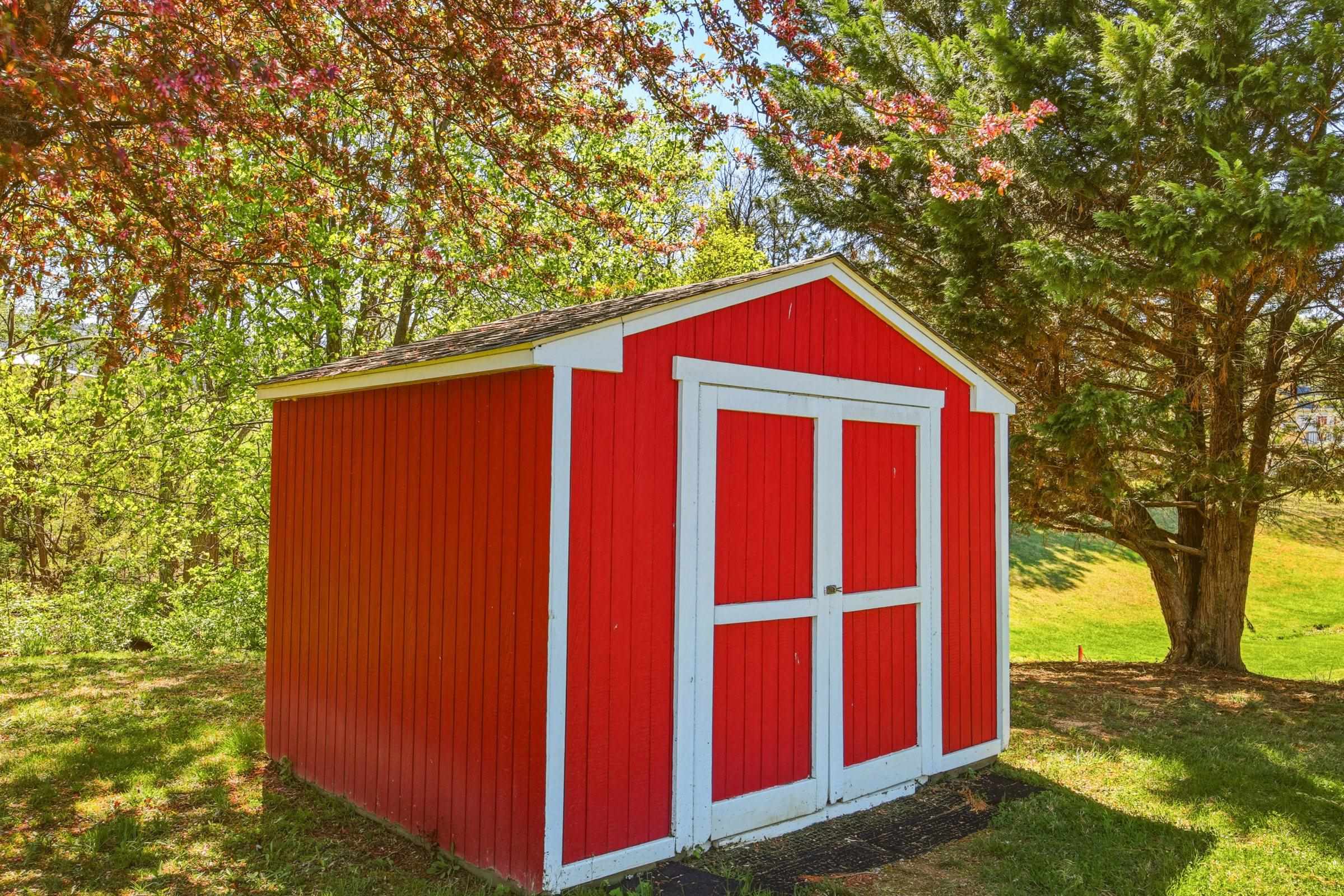 515 HOLLINGSWORTH RD, WOODSTOCK, Virginia 22664, 3 Bedrooms Bedrooms, ,2 BathroomsBathrooms,Residential,515 HOLLINGSWORTH RD,675812 MLS # 675812