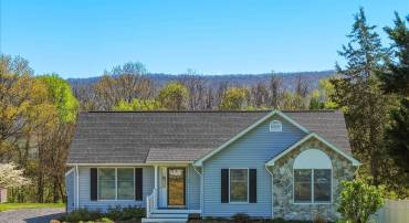 515 HOLLINGSWORTH RD, WOODSTOCK, Virginia 22664, 3 Bedrooms Bedrooms, ,2 BathroomsBathrooms,Residential,515 HOLLINGSWORTH RD,675812 MLS # 675812