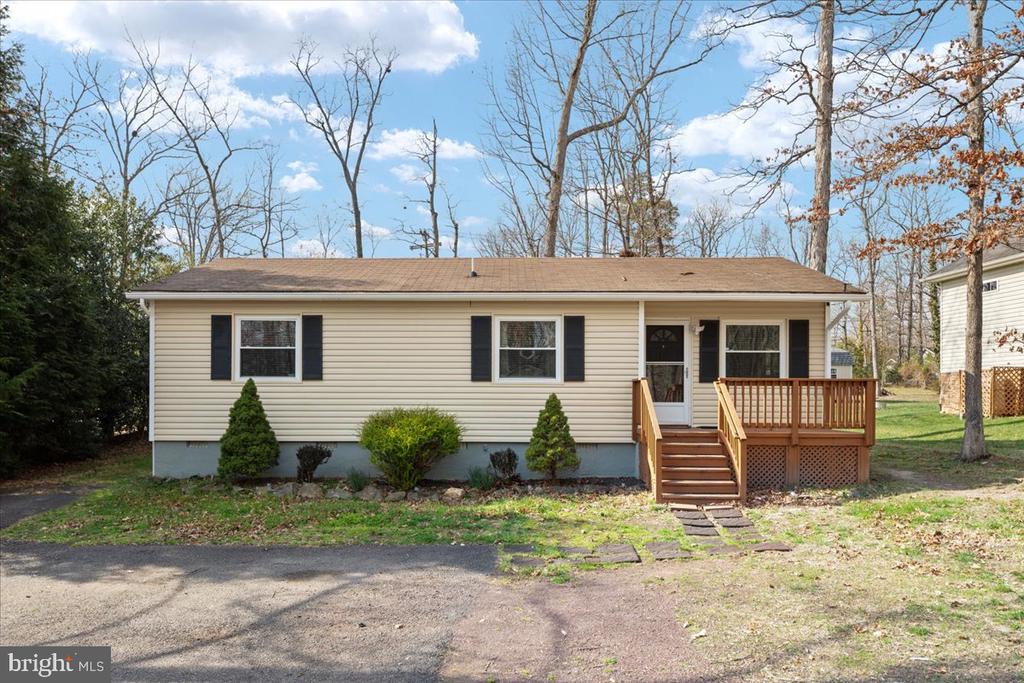 904 LAKEVIEW PKWY, LOCUST GROVE, Virginia 22508, 3 Bedrooms Bedrooms, ,2 BathroomsBathrooms,Residential,904 LAKEVIEW PKWY,VAOR2013436 MLS # VAOR2013436