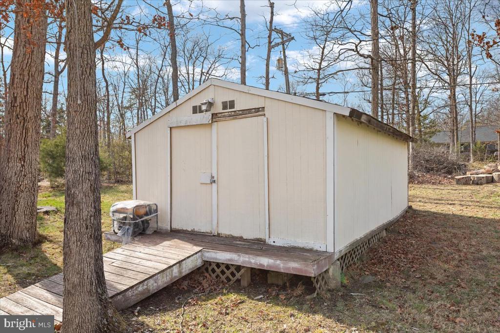 904 LAKEVIEW PKWY, LOCUST GROVE, Virginia 22508, 3 Bedrooms Bedrooms, ,2 BathroomsBathrooms,Residential,904 LAKEVIEW PKWY,VAOR2013436 MLS # VAOR2013436