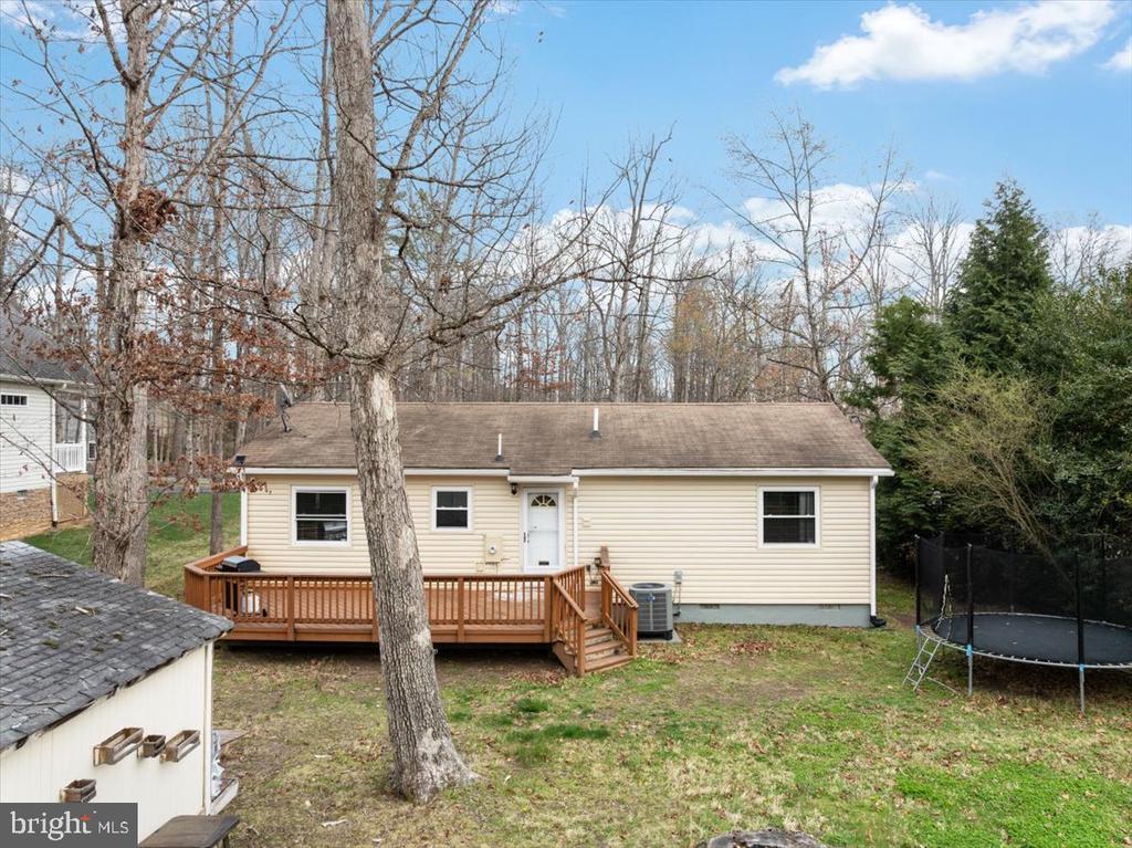 904 LAKEVIEW PKWY, LOCUST GROVE, Virginia 22508, 3 Bedrooms Bedrooms, ,2 BathroomsBathrooms,Residential,904 LAKEVIEW PKWY,VAOR2013436 MLS # VAOR2013436