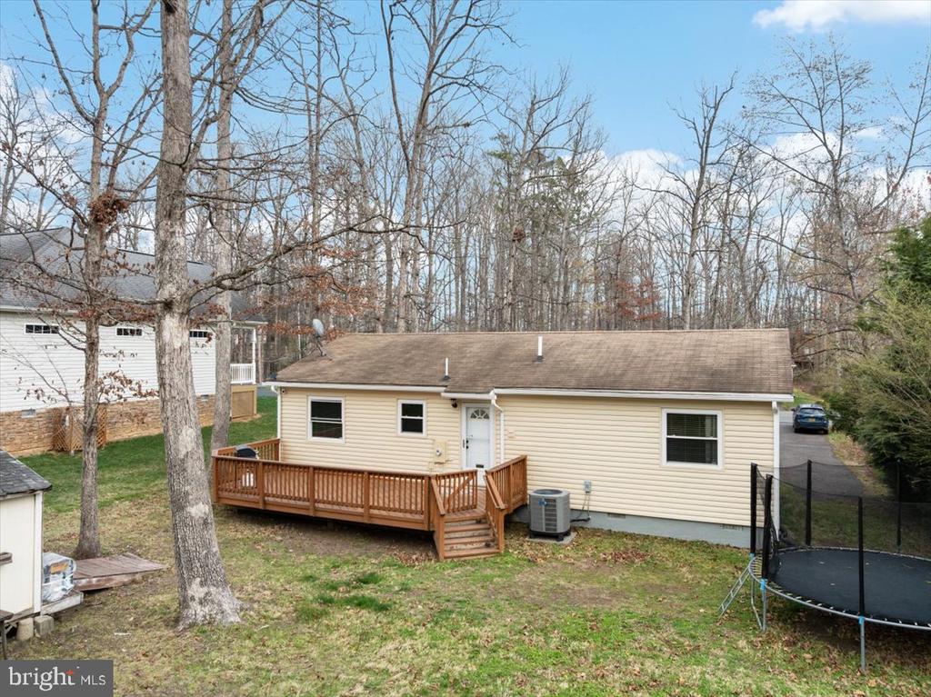 904 LAKEVIEW PKWY, LOCUST GROVE, Virginia 22508, 3 Bedrooms Bedrooms, ,2 BathroomsBathrooms,Residential,904 LAKEVIEW PKWY,VAOR2013436 MLS # VAOR2013436