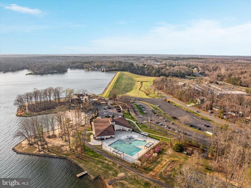 904 LAKEVIEW PKWY, LOCUST GROVE, Virginia 22508, 3 Bedrooms Bedrooms, ,2 BathroomsBathrooms,Residential,904 LAKEVIEW PKWY,VAOR2013436 MLS # VAOR2013436