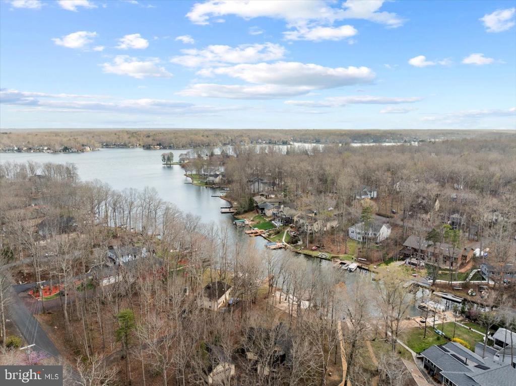 904 LAKEVIEW PKWY, LOCUST GROVE, Virginia 22508, 3 Bedrooms Bedrooms, ,2 BathroomsBathrooms,Residential,904 LAKEVIEW PKWY,VAOR2013436 MLS # VAOR2013436