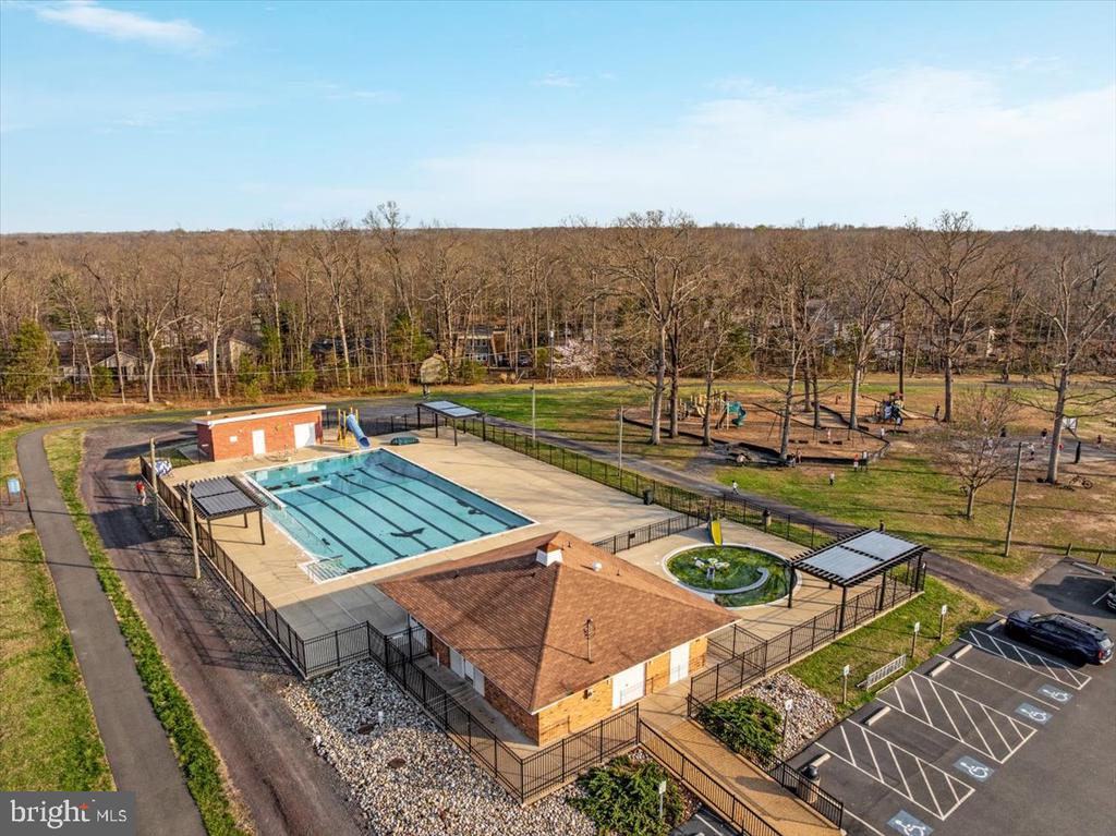 904 LAKEVIEW PKWY, LOCUST GROVE, Virginia 22508, 3 Bedrooms Bedrooms, ,2 BathroomsBathrooms,Residential,904 LAKEVIEW PKWY,VAOR2013436 MLS # VAOR2013436