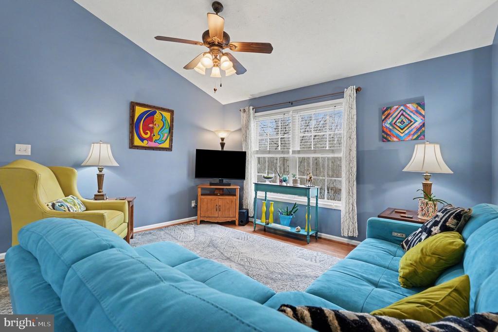 100 NUGGET DR, LOCUST GROVE, Virginia 22508, 5 Bedrooms Bedrooms, ,3 BathroomsBathrooms,Residential,100 NUGGET DR,VAOR2013596 MLS # VAOR2013596