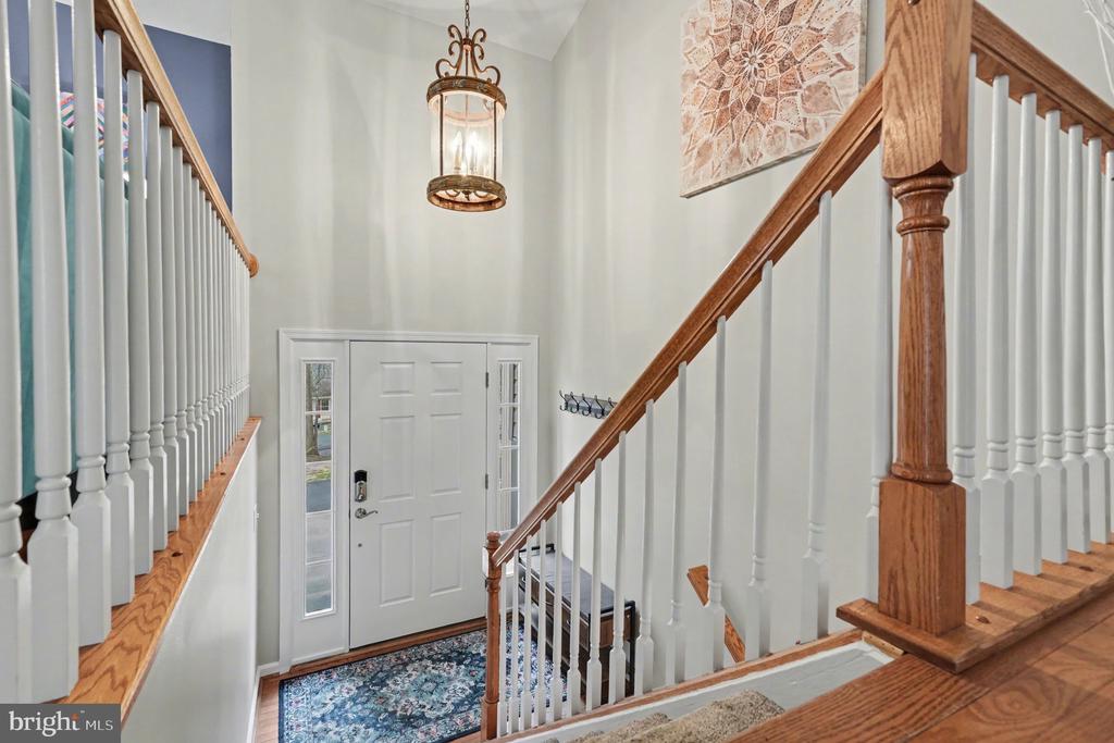 100 NUGGET DR, LOCUST GROVE, Virginia 22508, 5 Bedrooms Bedrooms, ,3 BathroomsBathrooms,Residential,100 NUGGET DR,VAOR2013596 MLS # VAOR2013596