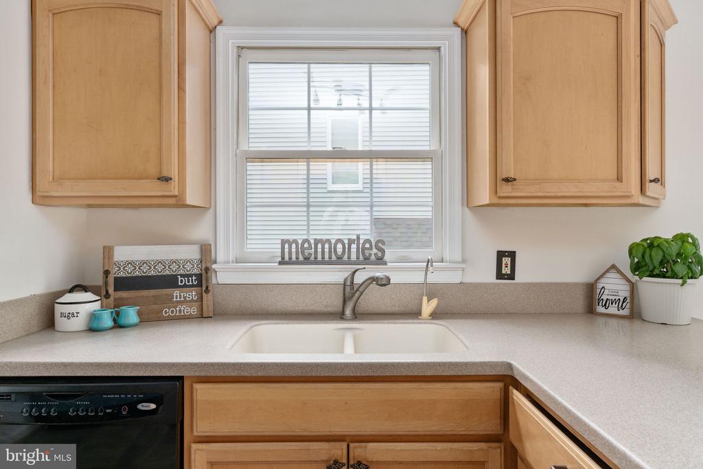 9805 KENMORE CT, FREDERICKSBURG, Virginia 22408, 4 Bedrooms Bedrooms, ,3 BathroomsBathrooms,Residential,9805 KENMORE CT,VASP2040450 MLS # VASP2040450