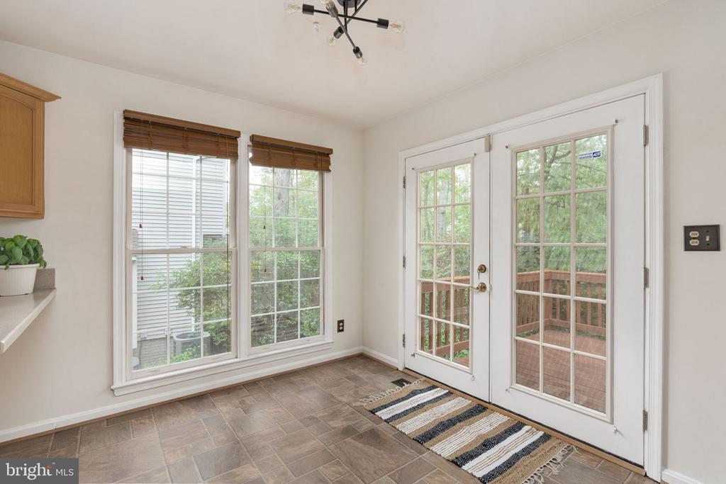 9805 KENMORE CT, FREDERICKSBURG, Virginia 22408, 4 Bedrooms Bedrooms, ,3 BathroomsBathrooms,Residential,9805 KENMORE CT,VASP2040450 MLS # VASP2040450