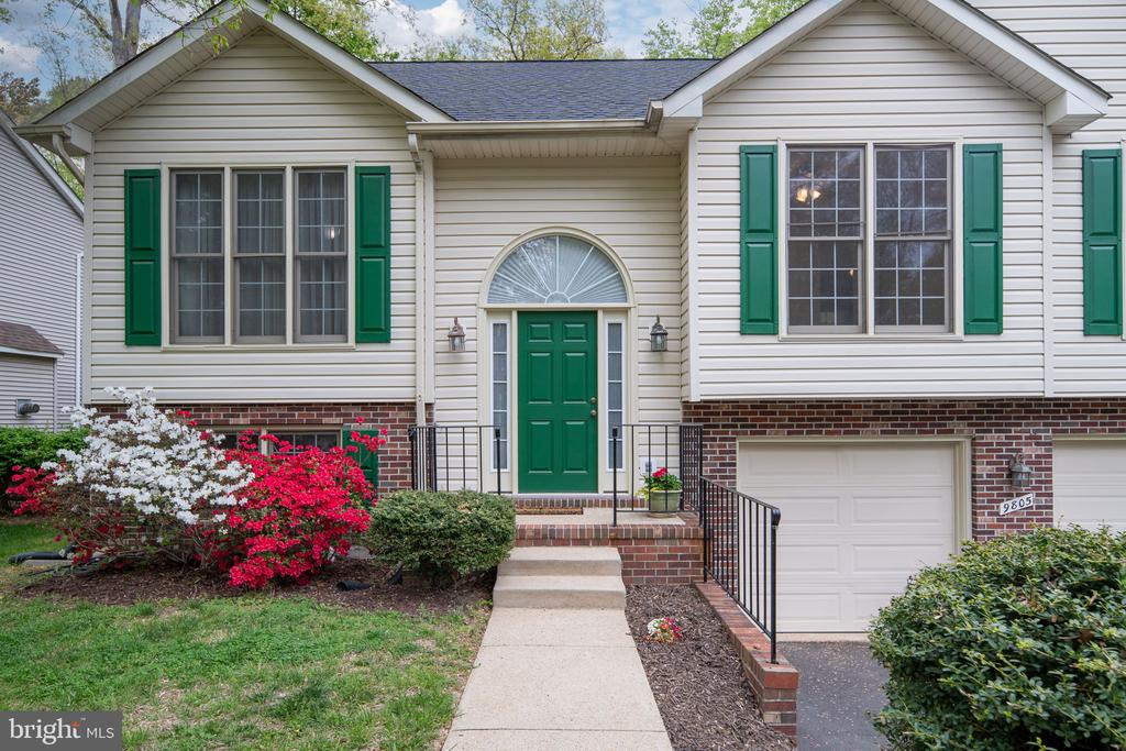 9805 KENMORE CT, FREDERICKSBURG, Virginia 22408, 4 Bedrooms Bedrooms, ,3 BathroomsBathrooms,Residential,9805 KENMORE CT,VASP2040450 MLS # VASP2040450