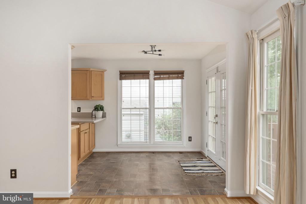 9805 KENMORE CT, FREDERICKSBURG, Virginia 22408, 4 Bedrooms Bedrooms, ,3 BathroomsBathrooms,Residential,9805 KENMORE CT,VASP2040450 MLS # VASP2040450