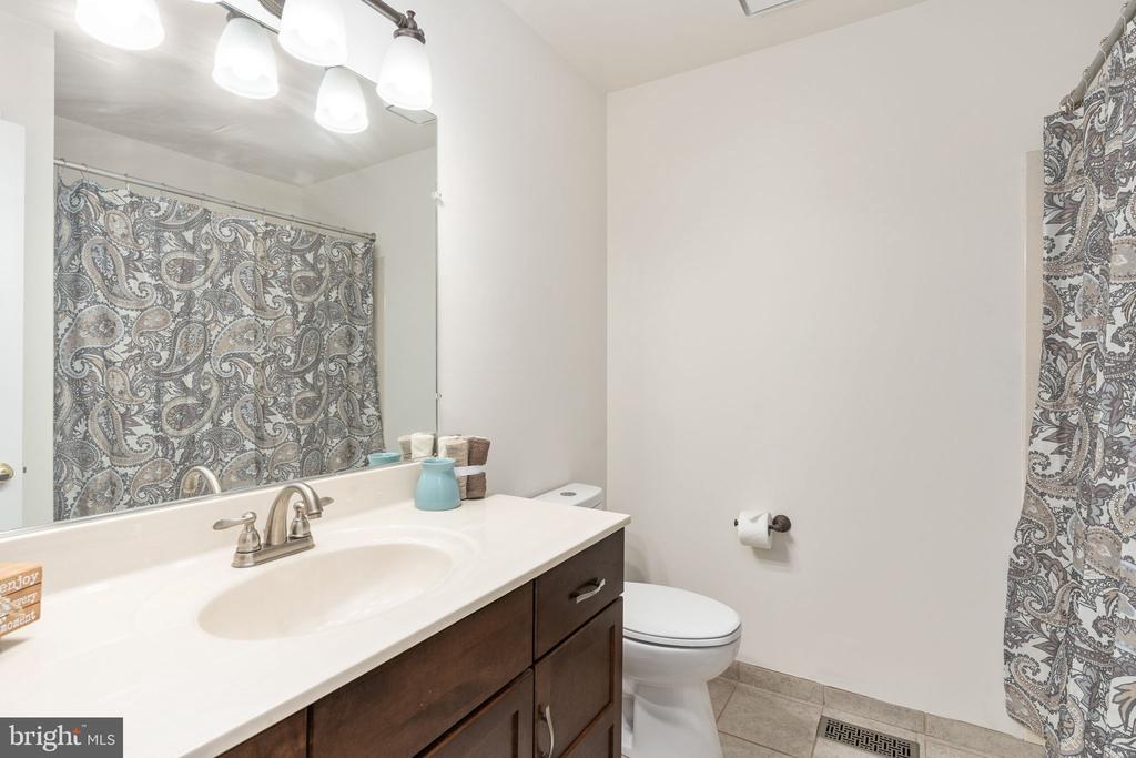 9805 KENMORE CT, FREDERICKSBURG, Virginia 22408, 4 Bedrooms Bedrooms, ,3 BathroomsBathrooms,Residential,9805 KENMORE CT,VASP2040450 MLS # VASP2040450