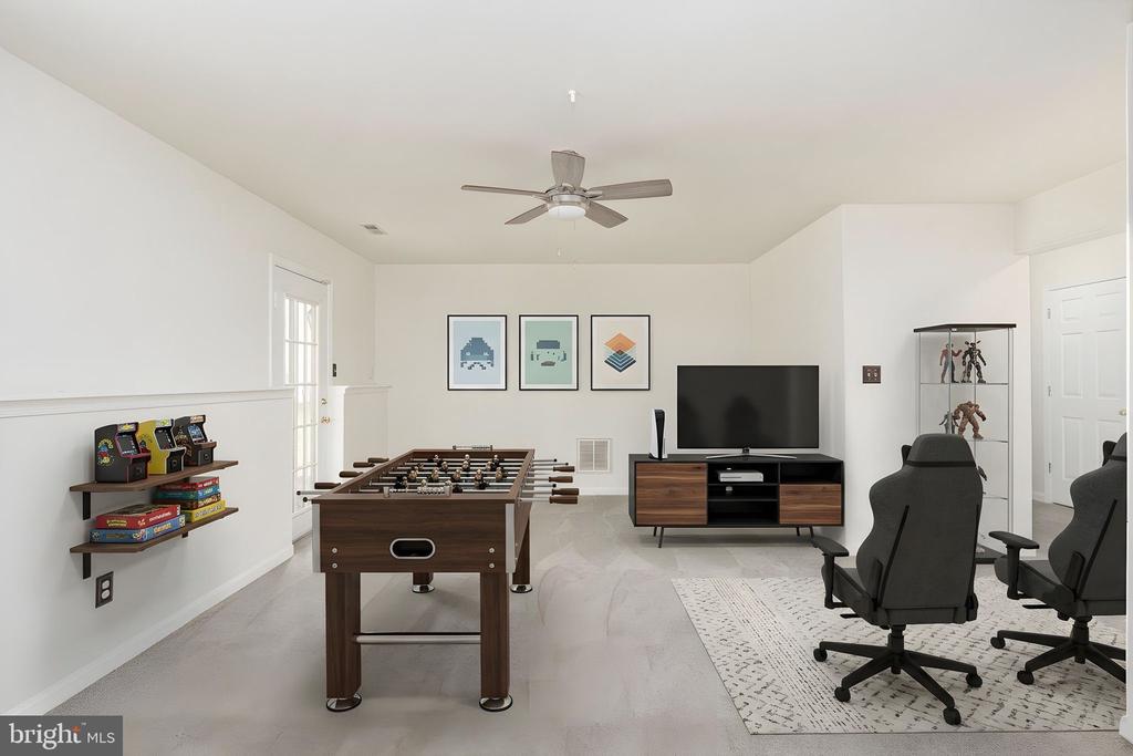 9805 KENMORE CT, FREDERICKSBURG, Virginia 22408, 4 Bedrooms Bedrooms, ,3 BathroomsBathrooms,Residential,9805 KENMORE CT,VASP2040450 MLS # VASP2040450