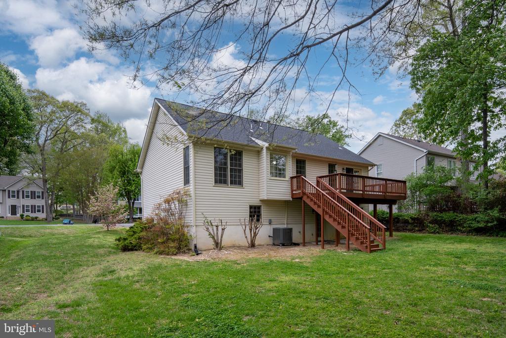 9805 KENMORE CT, FREDERICKSBURG, Virginia 22408, 4 Bedrooms Bedrooms, ,3 BathroomsBathrooms,Residential,9805 KENMORE CT,VASP2040450 MLS # VASP2040450