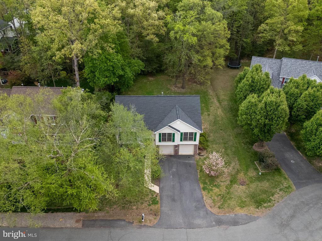 9805 KENMORE CT, FREDERICKSBURG, Virginia 22408, 4 Bedrooms Bedrooms, ,3 BathroomsBathrooms,Residential,9805 KENMORE CT,VASP2040450 MLS # VASP2040450