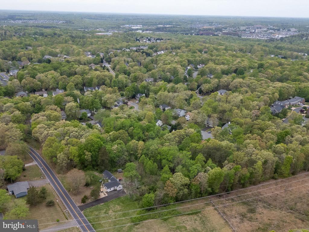 9805 KENMORE CT, FREDERICKSBURG, Virginia 22408, 4 Bedrooms Bedrooms, ,3 BathroomsBathrooms,Residential,9805 KENMORE CT,VASP2040450 MLS # VASP2040450