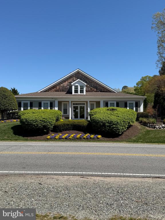 9805 KENMORE CT, FREDERICKSBURG, Virginia 22408, 4 Bedrooms Bedrooms, ,3 BathroomsBathrooms,Residential,9805 KENMORE CT,VASP2040450 MLS # VASP2040450