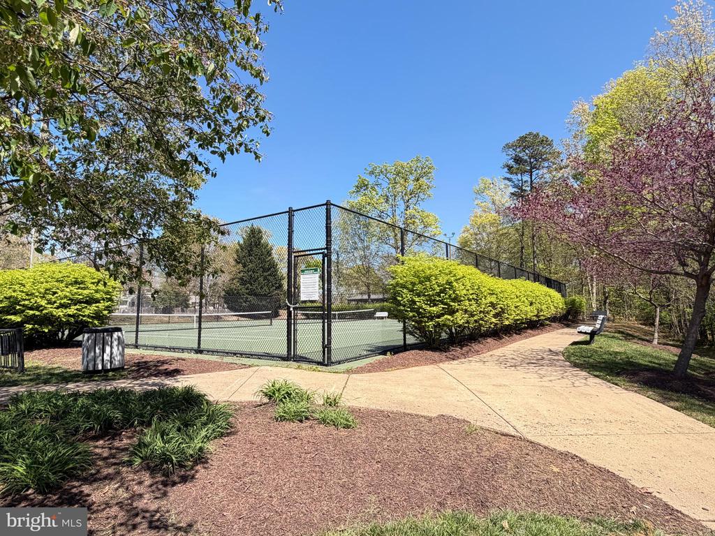 9805 KENMORE CT, FREDERICKSBURG, Virginia 22408, 4 Bedrooms Bedrooms, ,3 BathroomsBathrooms,Residential,9805 KENMORE CT,VASP2040450 MLS # VASP2040450