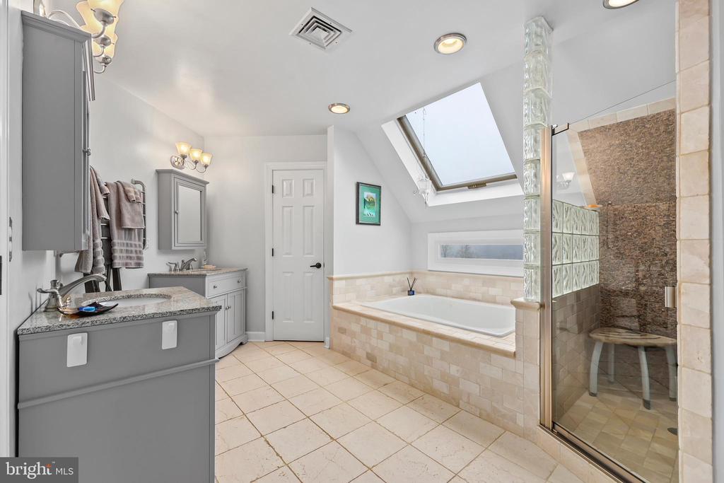 9393 BRIAR LN, DELAPLANE, Virginia, 4 Bedrooms Bedrooms, ,3 BathroomsBathrooms,Residential,9393 BRIAR LN,VAFQ2020592 MLS # VAFQ2020592