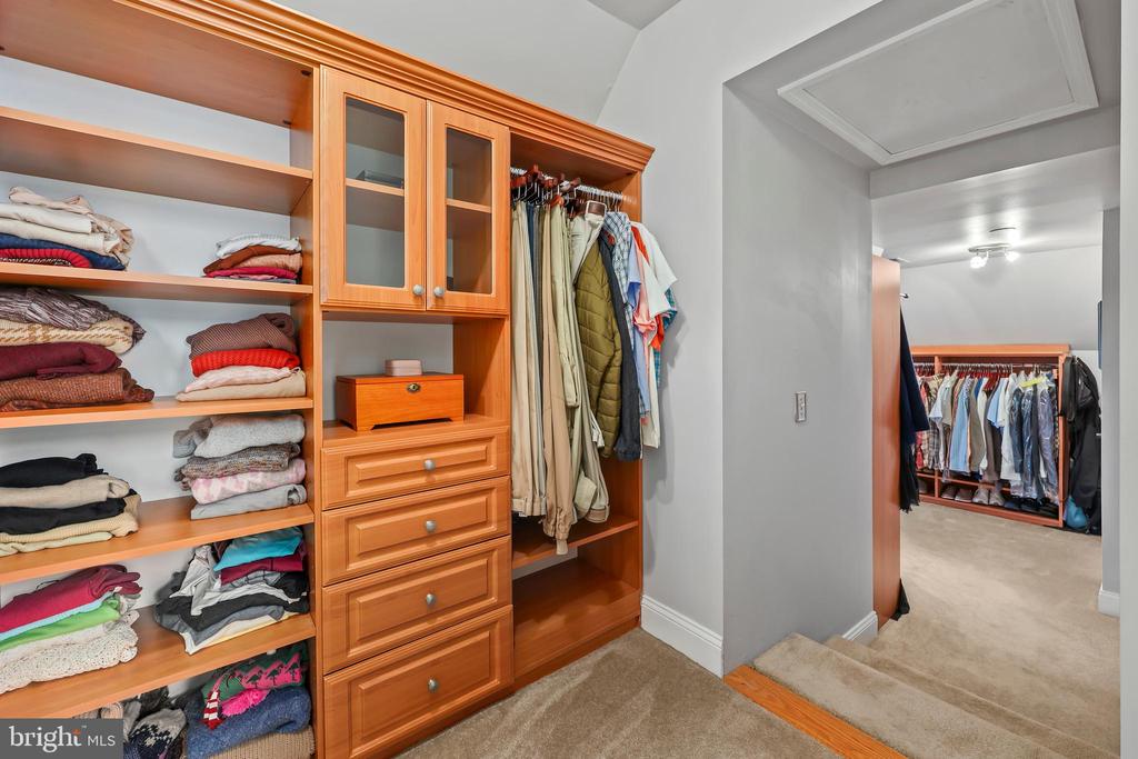 9393 BRIAR LN, DELAPLANE, Virginia, 4 Bedrooms Bedrooms, ,3 BathroomsBathrooms,Residential,9393 BRIAR LN,VAFQ2020592 MLS # VAFQ2020592