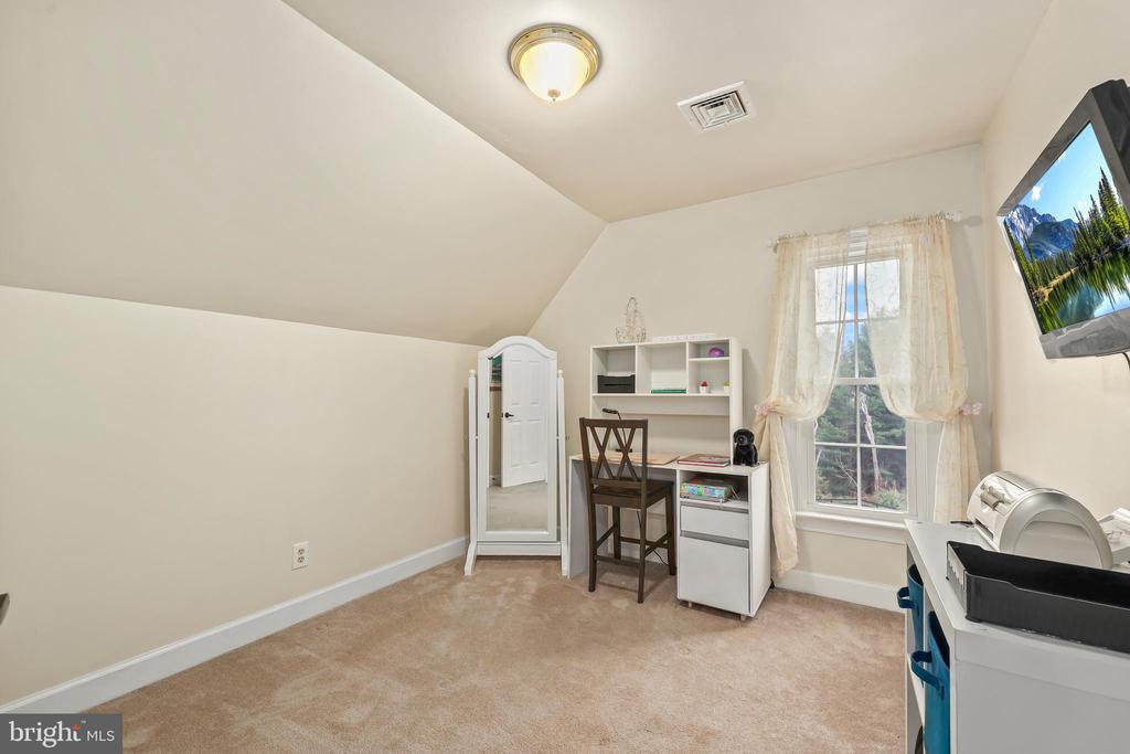 9393 BRIAR LN, DELAPLANE, Virginia, 4 Bedrooms Bedrooms, ,3 BathroomsBathrooms,Residential,9393 BRIAR LN,VAFQ2020592 MLS # VAFQ2020592