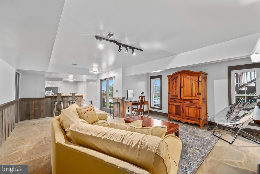 9393 BRIAR LN, DELAPLANE, Virginia, 4 Bedrooms Bedrooms, ,3 BathroomsBathrooms,Residential,9393 BRIAR LN,VAFQ2020592 MLS # VAFQ2020592