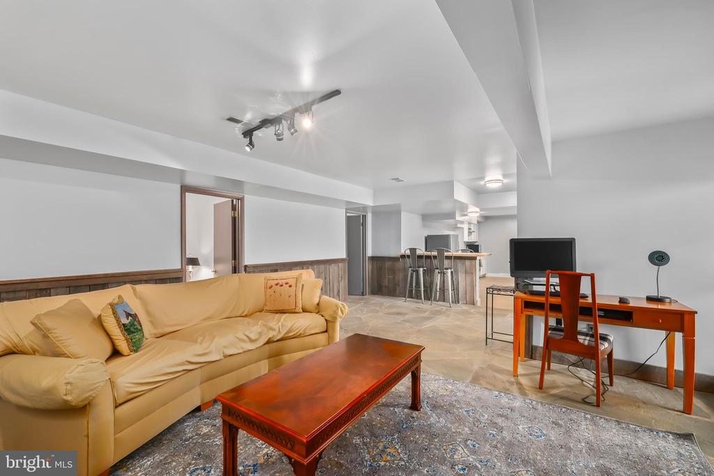 9393 BRIAR LN, DELAPLANE, Virginia, 4 Bedrooms Bedrooms, ,3 BathroomsBathrooms,Residential,9393 BRIAR LN,VAFQ2020592 MLS # VAFQ2020592