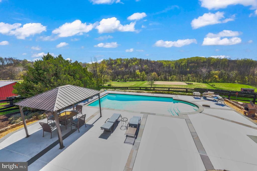 9393 BRIAR LN, DELAPLANE, Virginia, 4 Bedrooms Bedrooms, ,3 BathroomsBathrooms,Residential,9393 BRIAR LN,VAFQ2020592 MLS # VAFQ2020592