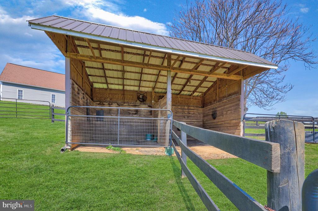 9393 BRIAR LN, DELAPLANE, Virginia, 4 Bedrooms Bedrooms, ,3 BathroomsBathrooms,Residential,9393 BRIAR LN,VAFQ2020592 MLS # VAFQ2020592