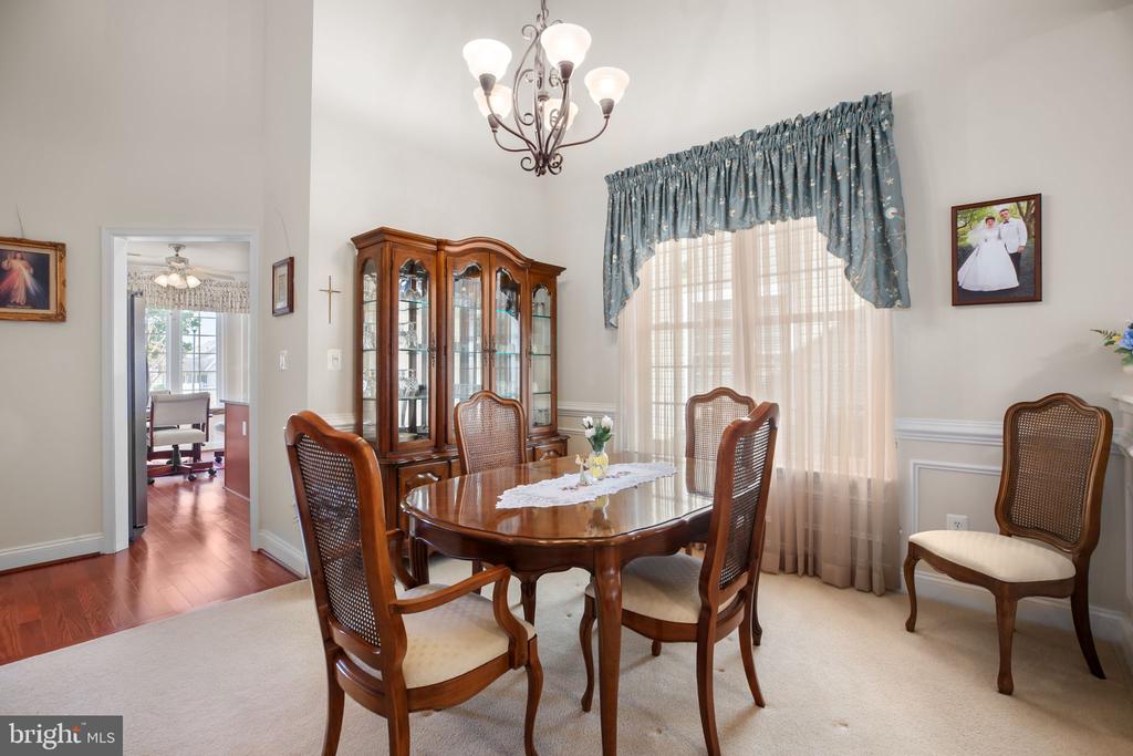 5705 W KESSLERS XING, FREDERICKSBURG, Virginia 22407, 4 Bedrooms Bedrooms, ,3 BathroomsBathrooms,Residential,5705 W KESSLERS XING,VASP2040462 MLS # VASP2040462