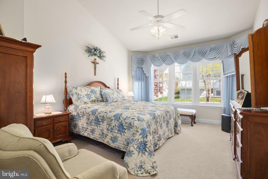 5705 W KESSLERS XING, FREDERICKSBURG, Virginia 22407, 4 Bedrooms Bedrooms, ,3 BathroomsBathrooms,Residential,5705 W KESSLERS XING,VASP2040462 MLS # VASP2040462