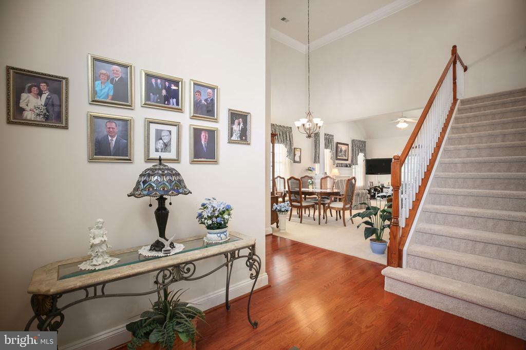 5705 W KESSLERS XING, FREDERICKSBURG, Virginia 22407, 4 Bedrooms Bedrooms, ,3 BathroomsBathrooms,Residential,5705 W KESSLERS XING,VASP2040462 MLS # VASP2040462