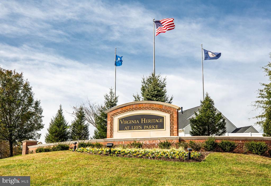 5705 W KESSLERS XING, FREDERICKSBURG, Virginia 22407, 4 Bedrooms Bedrooms, ,3 BathroomsBathrooms,Residential,5705 W KESSLERS XING,VASP2040462 MLS # VASP2040462