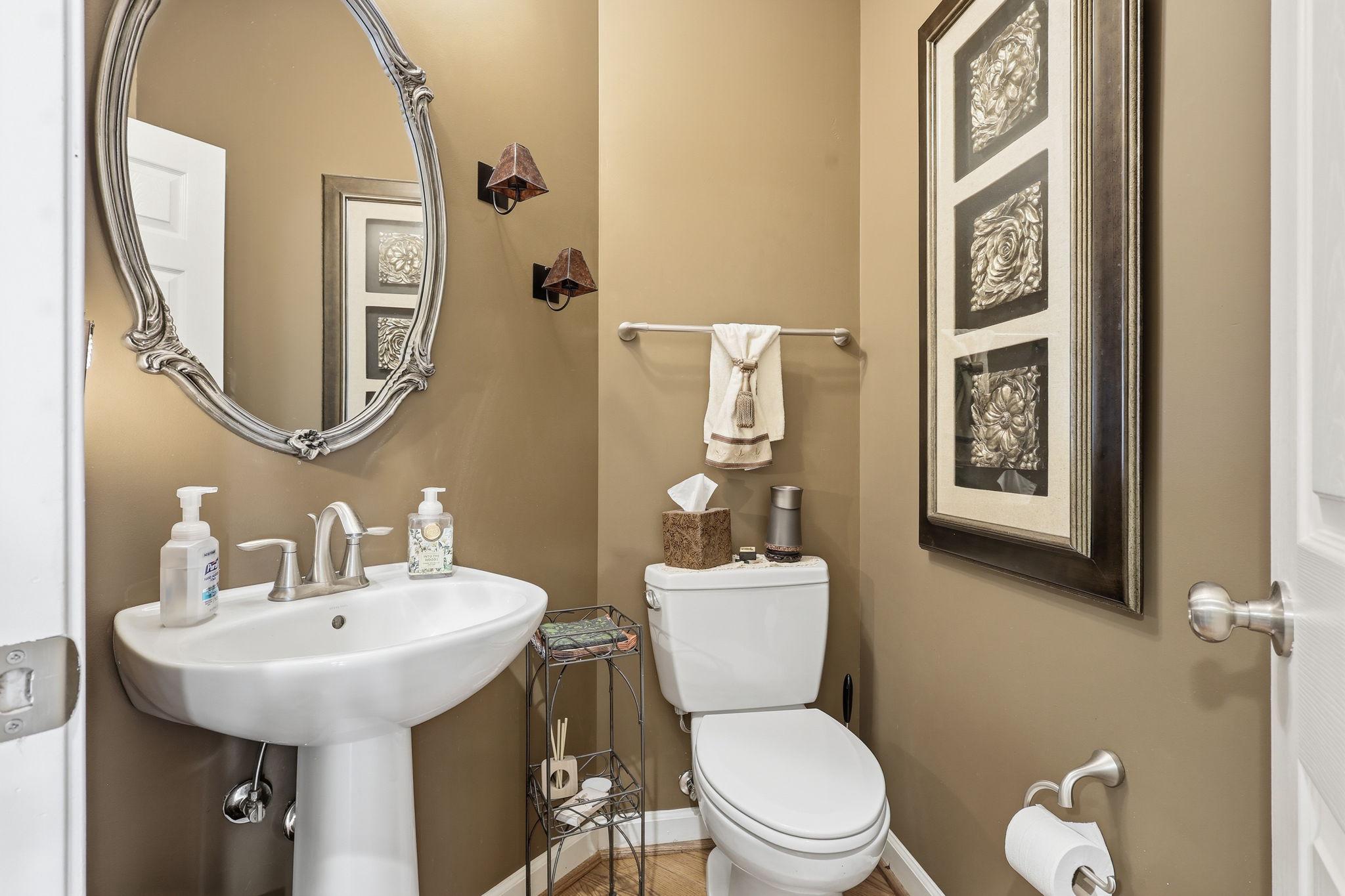 4590 SPRING RUN RD, WARRENTON, Virginia 20187, 4 Bedrooms Bedrooms, ,3 BathroomsBathrooms,Residential,4590 SPRING RUN RD,VAFQ2021500 MLS # VAFQ2021500