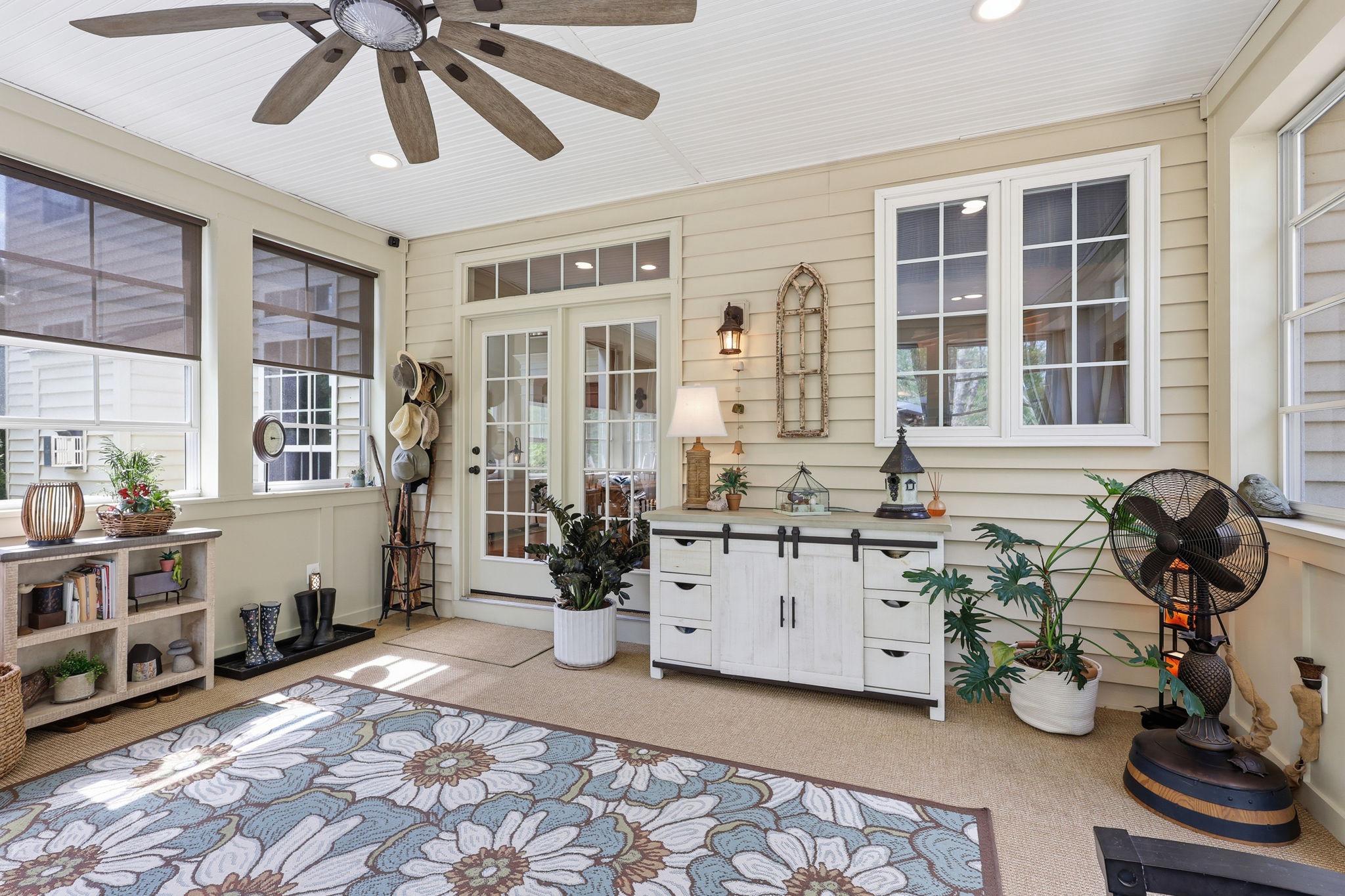 4590 SPRING RUN RD, WARRENTON, Virginia 20187, 4 Bedrooms Bedrooms, ,3 BathroomsBathrooms,Residential,4590 SPRING RUN RD,VAFQ2021500 MLS # VAFQ2021500