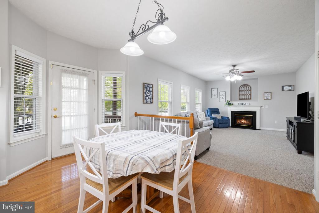 700 LANCREL RD, WARRENTON, Virginia 20186, 4 Bedrooms Bedrooms, ,2 BathroomsBathrooms,Residential,700 LANCREL RD,VAFQ2021520 MLS # VAFQ2021520