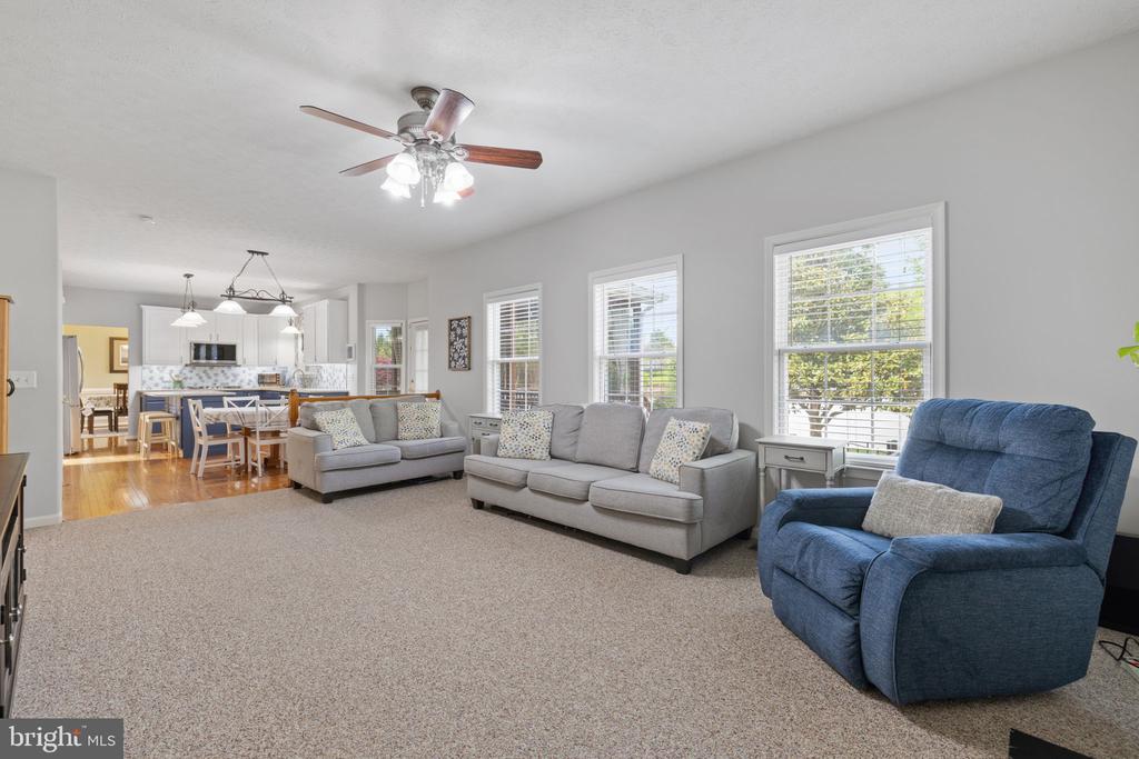 700 LANCREL RD, WARRENTON, Virginia 20186, 4 Bedrooms Bedrooms, ,2 BathroomsBathrooms,Residential,700 LANCREL RD,VAFQ2021520 MLS # VAFQ2021520